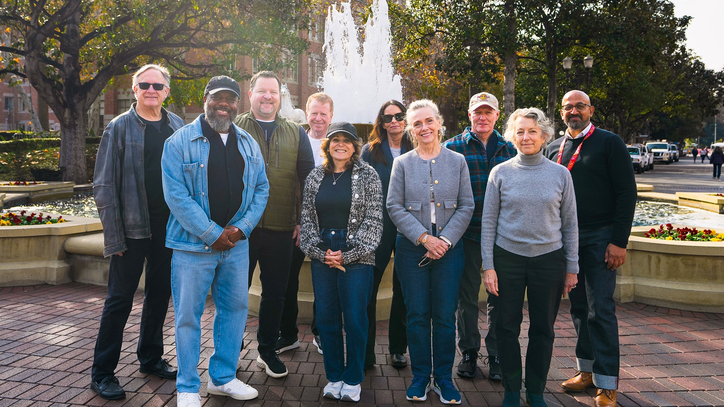 The USC Distinguished Leaders Program’s inaugural cohort includes executives, educators, nonprofit leaders, legal experts and technology innovators, all forging meaningful connections throughout the program with one another as mentors and collaborators. (Photo/Credit: Alex Tafreshi of 20 Twenty Productions)
